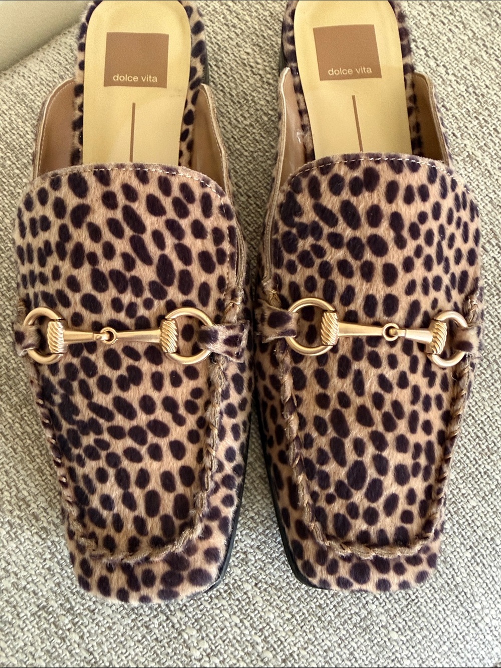 🤩 NWOT 🤩 Dolce Vita Leopard-Print Horsebit Loafers in Brown and Black - Picture 2 of 3